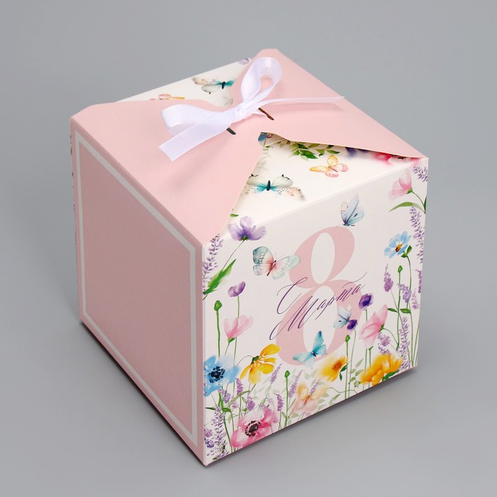 Коробка подарочная складная, упаковка, «С 8 Марта, нежные цветы», 12 х 12 х 12 см