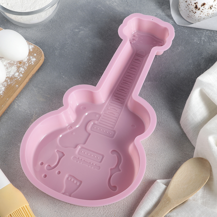 Форма для выпечки "Гитара" 32х18х4 см, цвета МИКС