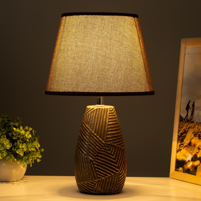 фото Настольная лампа "аарон" е14 40вт шоколадно-золотой 22х22х36 см risalux