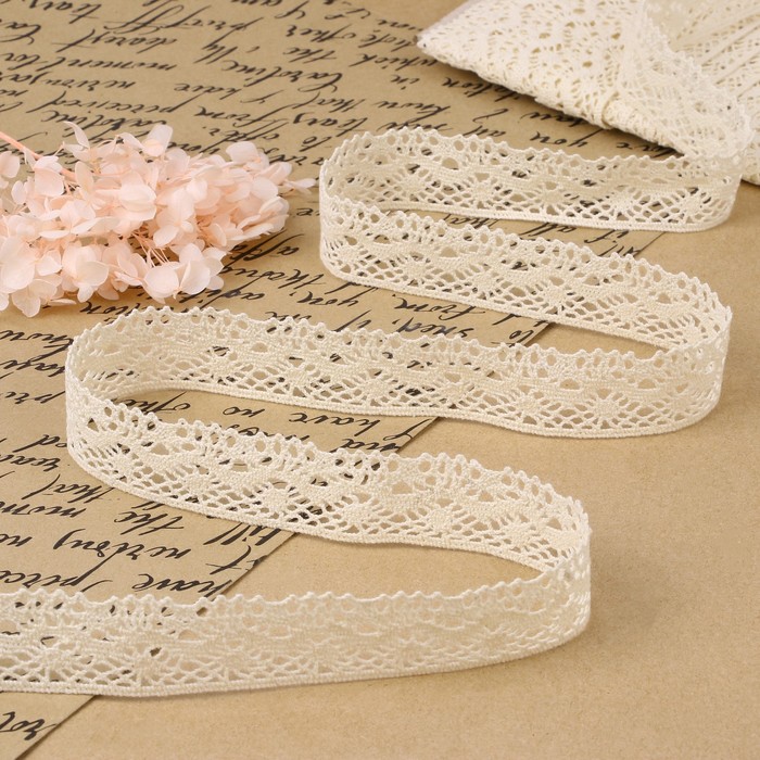 

Кружево вязаное, 28 мм × 10 ± 1 м, цвет бежевый