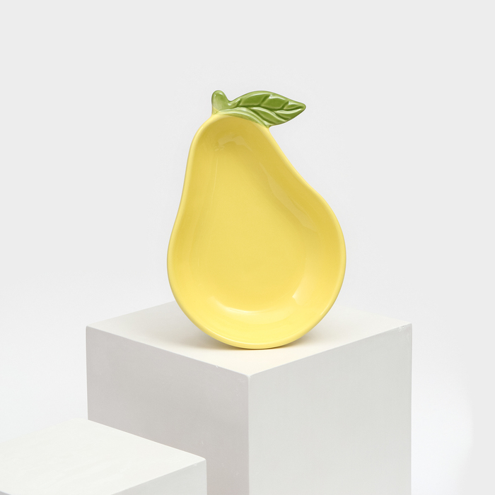 Тарелка керамическая Груша, глубокая, желтая, 20,5 см, 1 сорт, Иран
