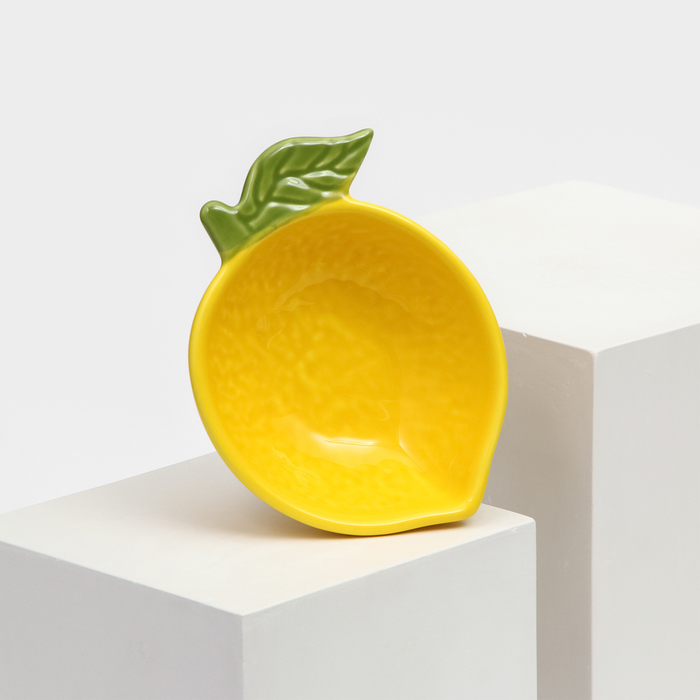 Тарелка керамическая Лимон, глубокая, желтая, 14,5 см, 1 сорт, Иран