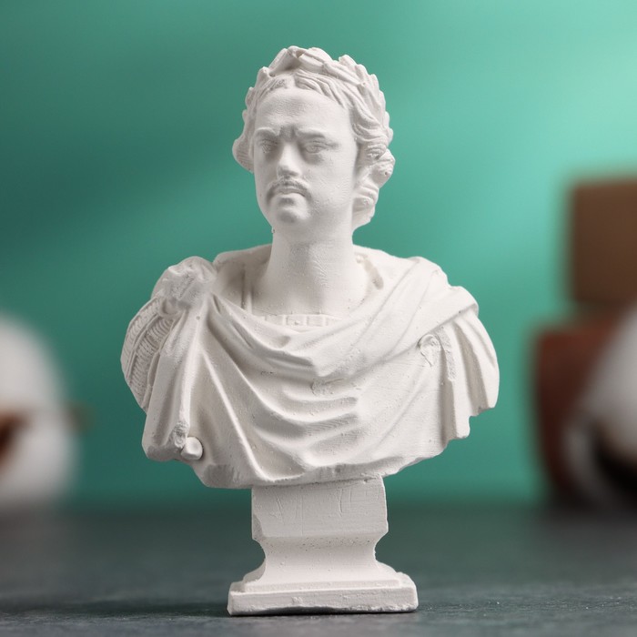 Бюст Император Петр I белый, 4,5х2х6,5см бронзовая статуэтка бюст петр iii малый