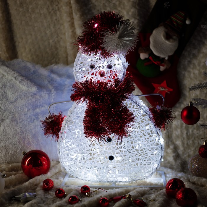 Светодиодная фигура «Снеговик в шапке», 40 × 50 × 17 см, 10 Вт, 220 В светодиодная фигура снеговик в шапке 75 × 100 × 35 см 40 вт 220 в