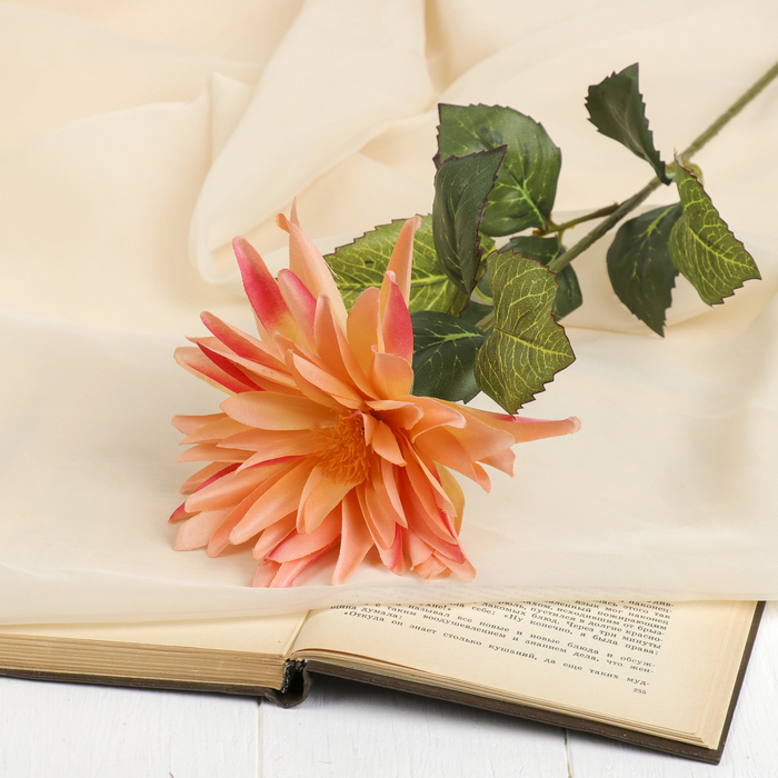 Цветок искусственный "Персиковый георгин"