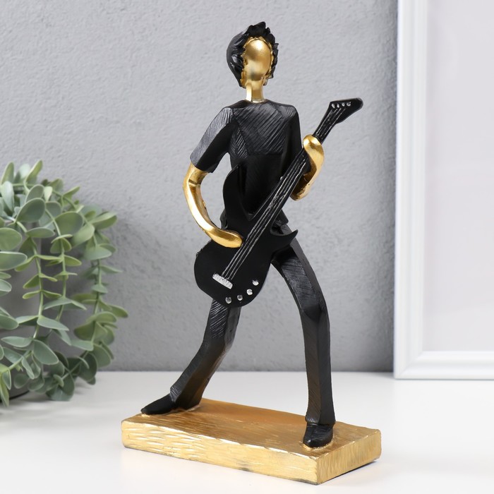 Сувенир полистоун Бас-гитарист чёрный с золотом 15,5х7,5х25,5 см сувенир полистоун мистер инкогнито полный чёрный с золотом 18х11х9см