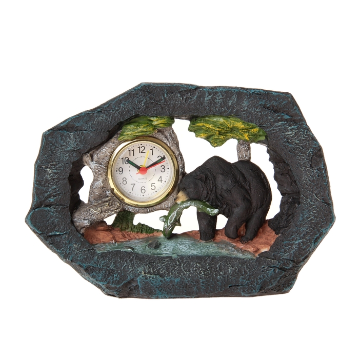 Часы настольные "Медведь с рыбой"