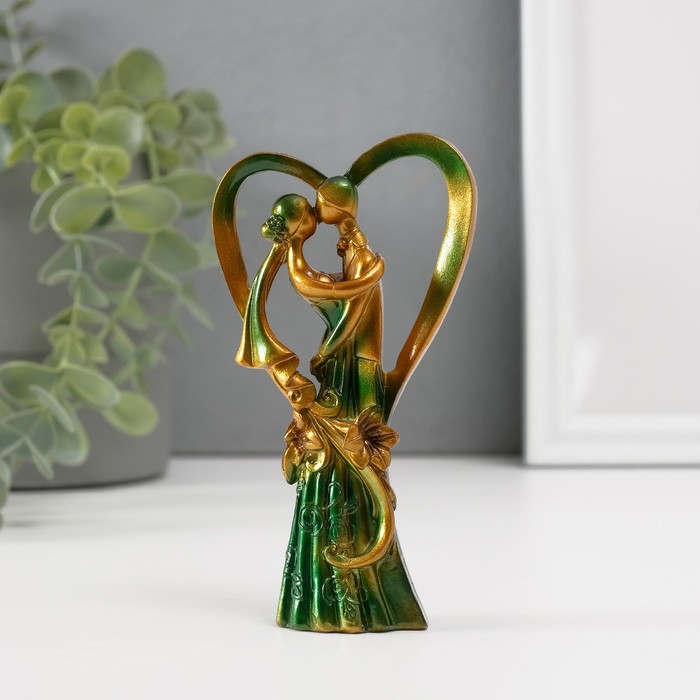 Сувенир "Влюблённые-в сердце"