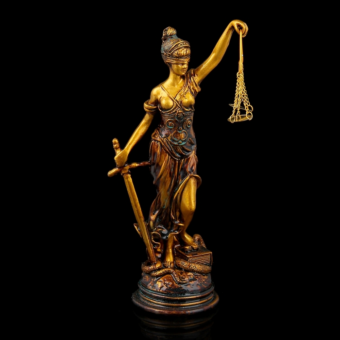 Сувенир "Фемида"