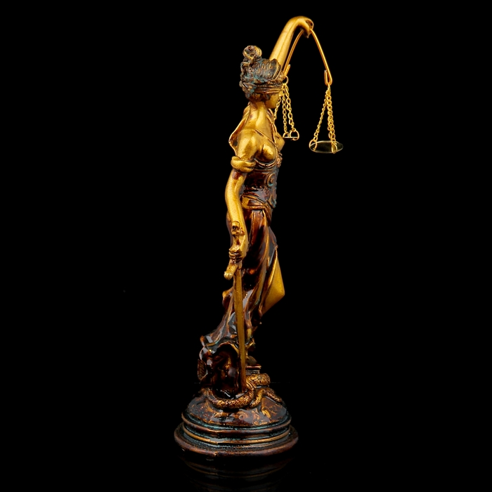 Сувенир "Фемида"