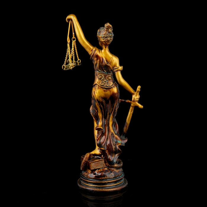 Сувенир "Фемида"