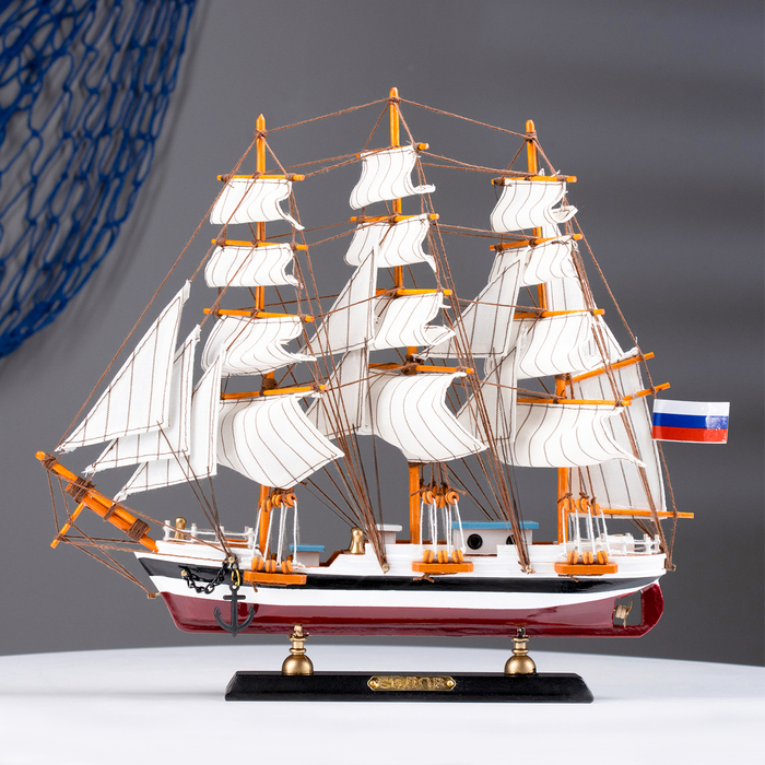 

Корабль сувенирный "Россия" 35х29х6см