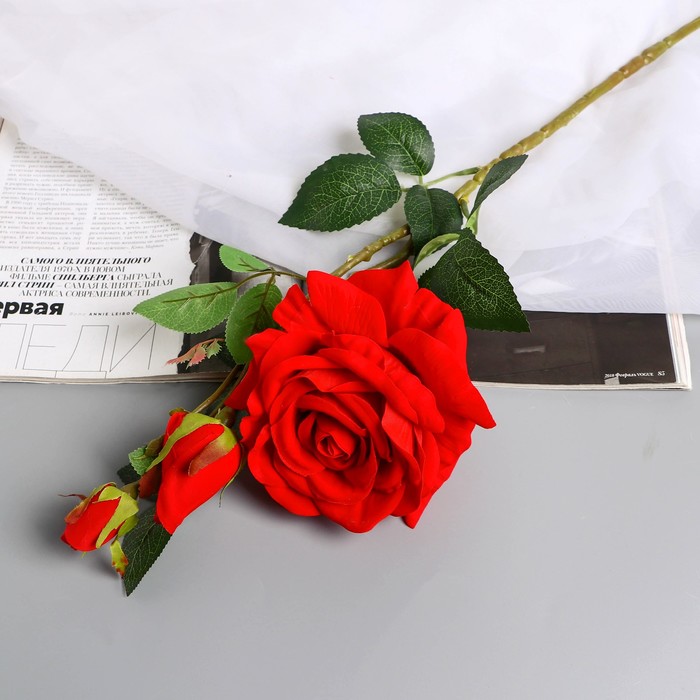 Цветы искусственные Роза Вхите 66 см, красный