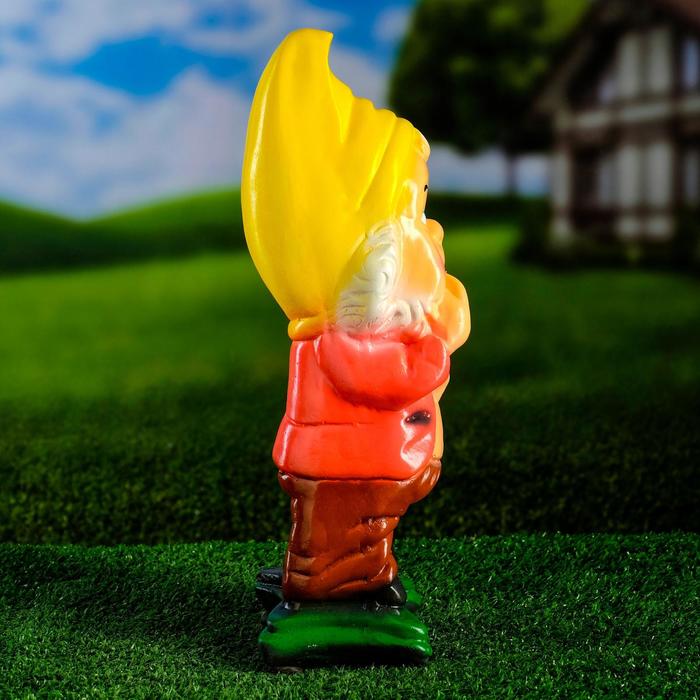 Садовая фигура "Гном в расстёгнутой рубашке"