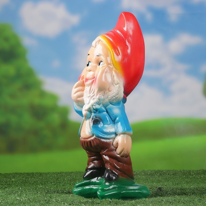 Садовая фигура "Гном в расстёгнутой рубашке"
