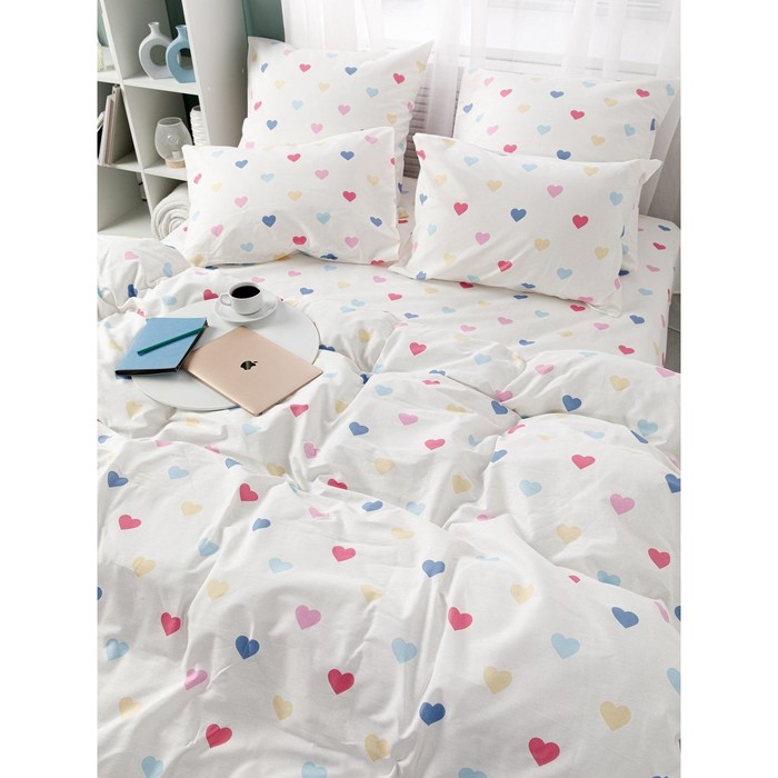 

Постельное бельё 1.5 сп «Влюбленность», размер 150х215 см, 145х215 см, 70х70 см - 2 шт