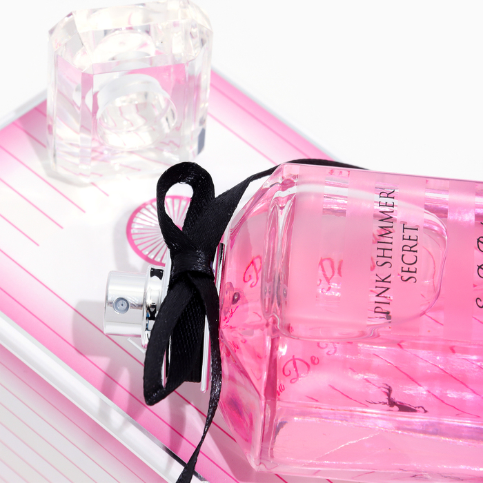 цена Парфюмерная вода женская Pink Shimmer Secret (по мотивам Victoria Secret Bombshell), 100 мл