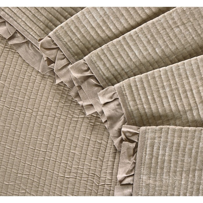 

Комплек Arya Home Clouds, покрывало 250x260 см, чехол для подушки 50x70 см - 2 шт, цвет бежевый