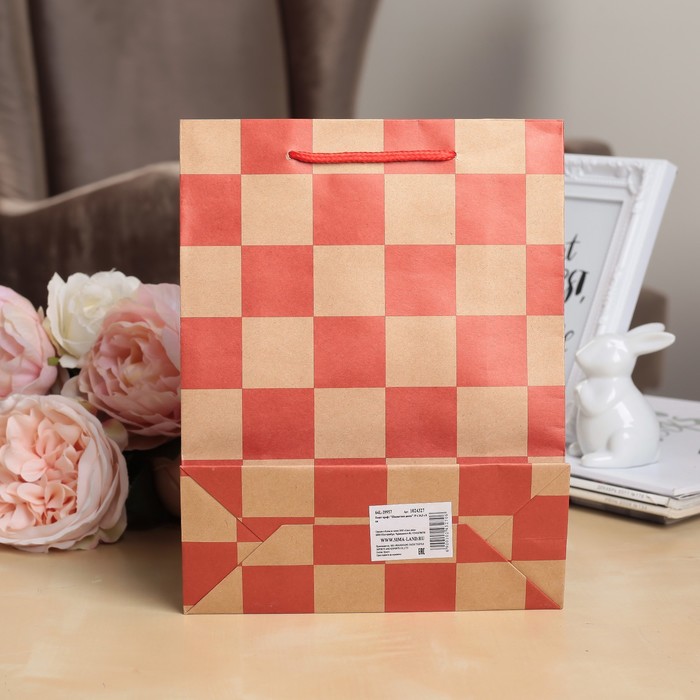 Пакет крафт "Шахматная доска", 31,5 х 9,5 х 41,5 см