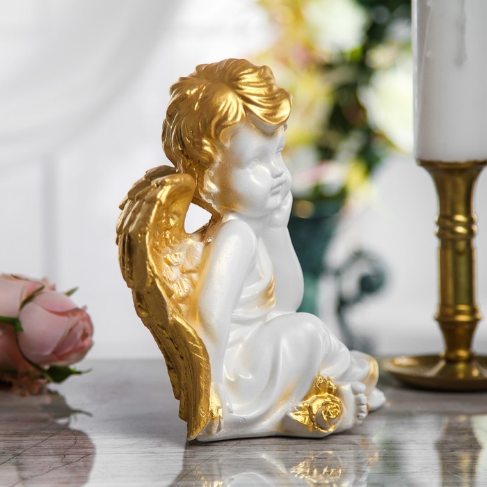 Статуэтка "Сидящий ангел" малая, бело-золотая