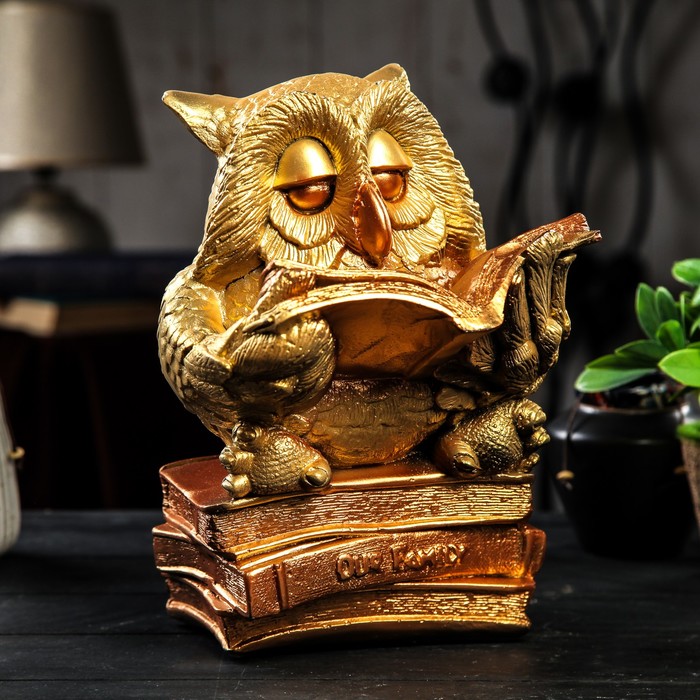 Копилка "Сова на книгах" золото