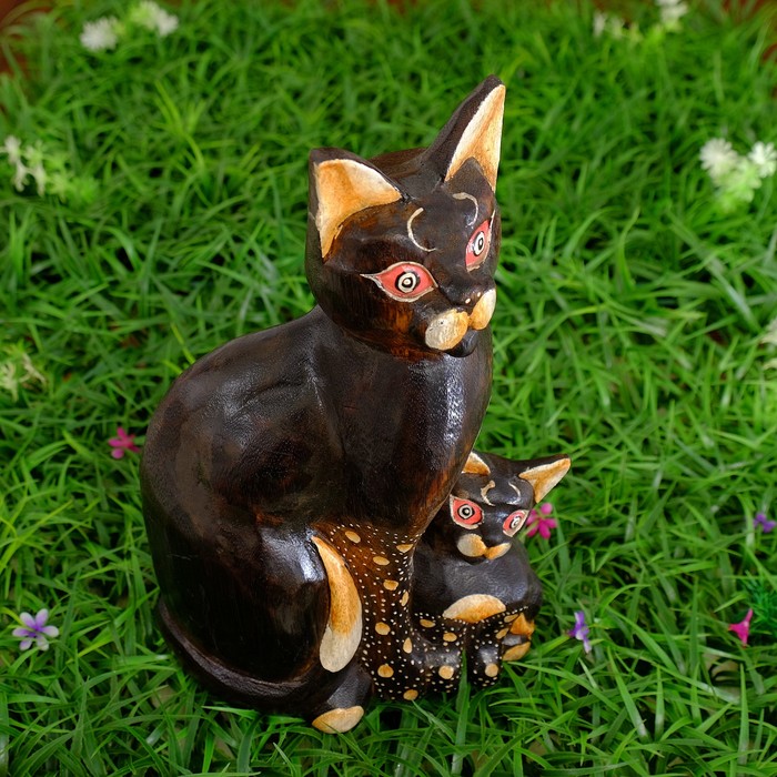 Сувенир "Кошка с котиком"