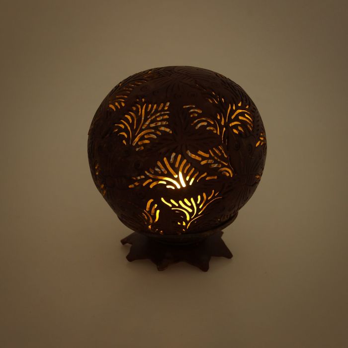 Подсвечник резной "Бабочки"