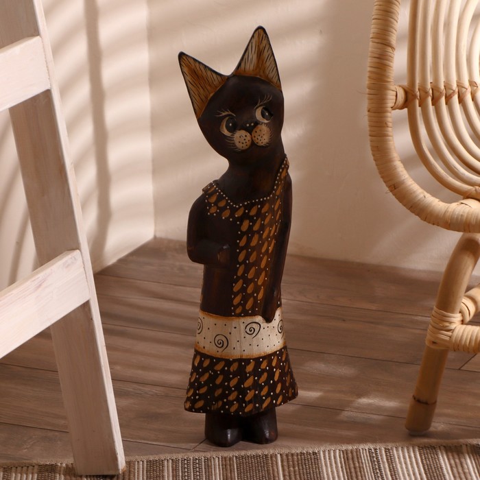 Сувенир "Кошка в сарафане в горошек"