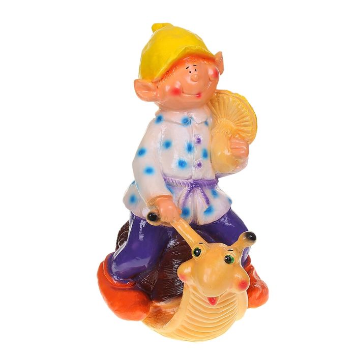 Садовая фигура "Гном на улитке" бело-голубой кафтан