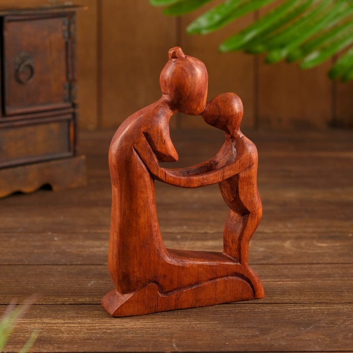 Сувенир "Мама с ребёночком"