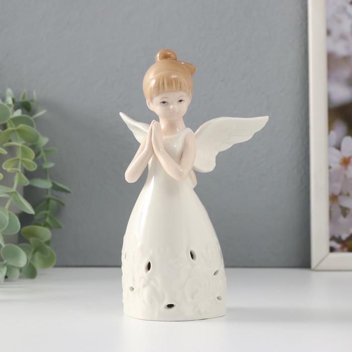 Сувенир керамика свет Девочка-ангел со сложенными руками от батареек 9,5х9,5х16,5 см статуэтка балерина со сложенными руками серия театр