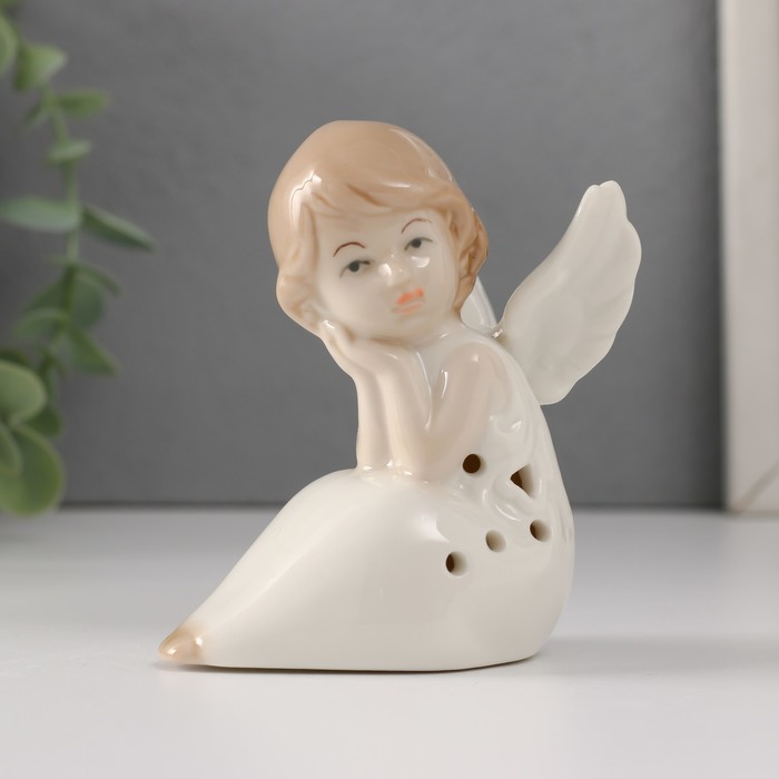 Сувенир керамика свет Девочка-ангел сидит 6х8х9 см