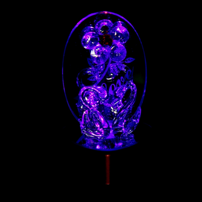 Сувенир "Пара лебедей у зеркала с цветком" со светом