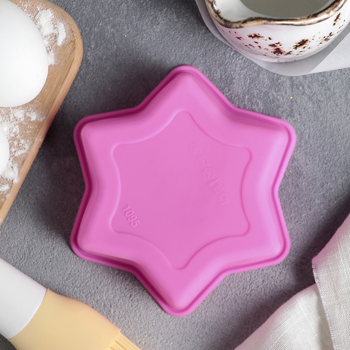 Форма для выпечки "Шестиконечная звезда" 11х11х3 см, цвета МИКС