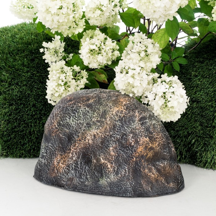 Крышка люка Валун камень, 43х27х24см декоративный камень валун g520 ø85 см
