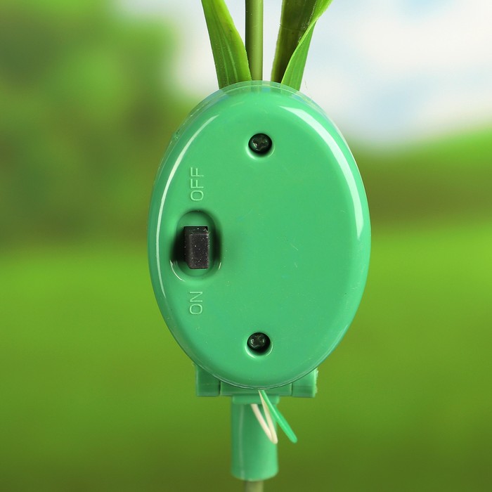 Декоративный штекер на солнечной батарее "Ромашка" микс