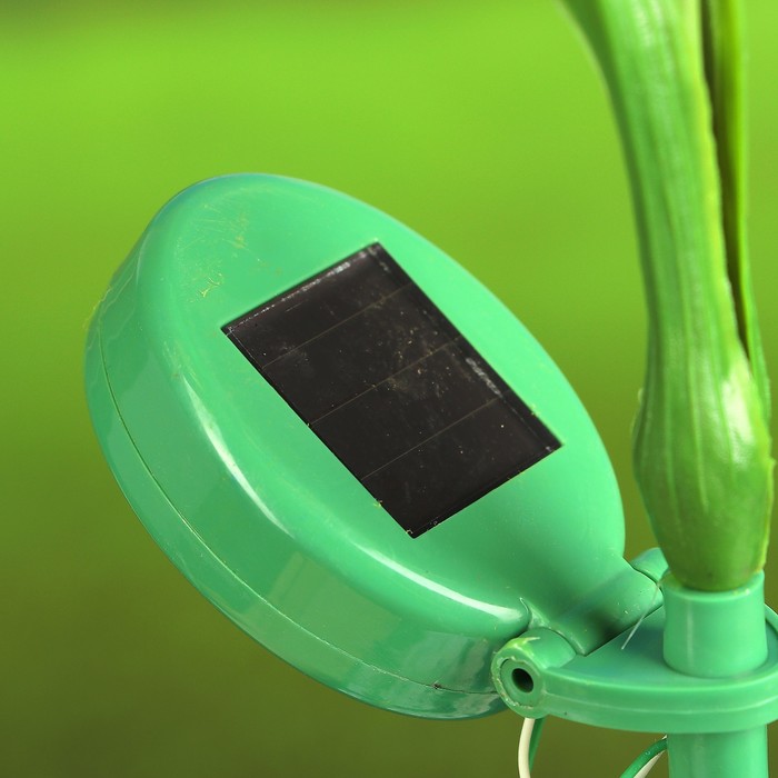 Декоративный штекер на солнечной батарее "Ромашка" микс