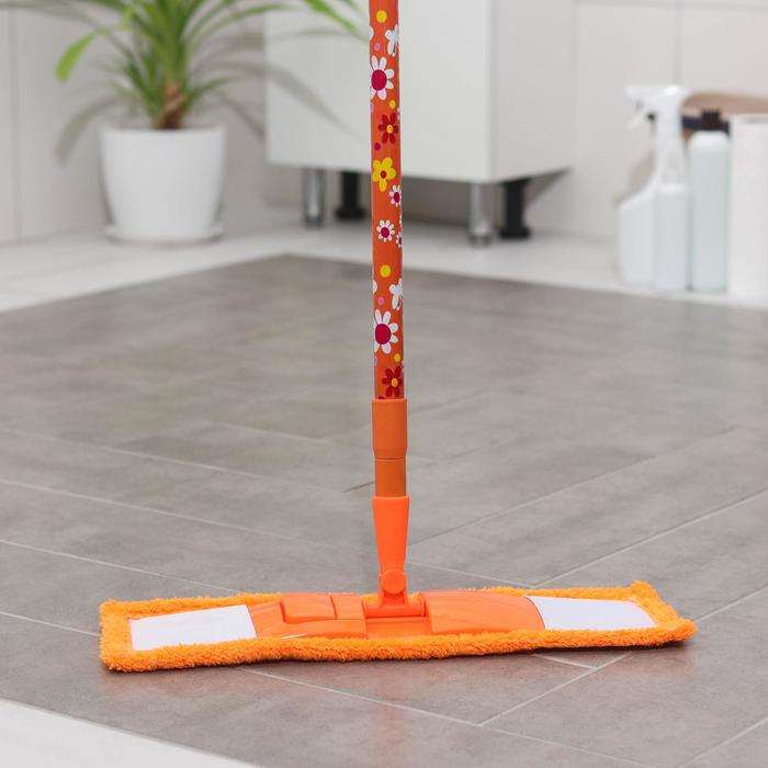 Швабра плоская, телескопическая ручка 68-120 см, насадка из микрофибры "Лето"
