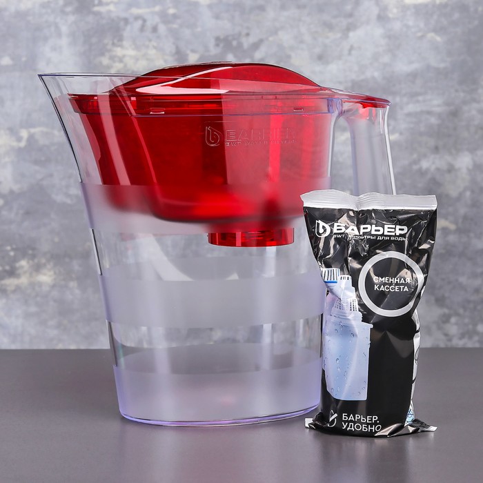 Фильтр-кувшин 4 л "Барьер. Твист", цвет красный