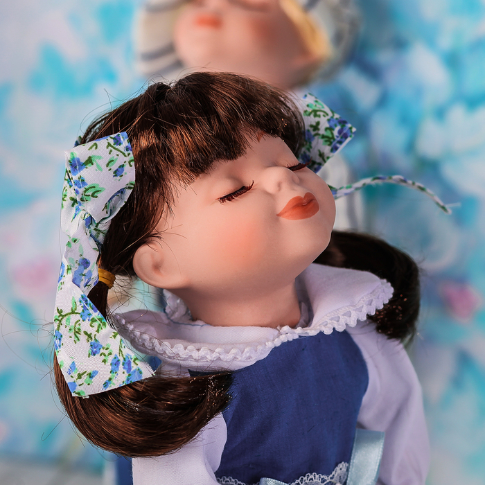 Кукла коллекционная парочка поцелуйчики "Саша и Саша" в наборе 2 шт