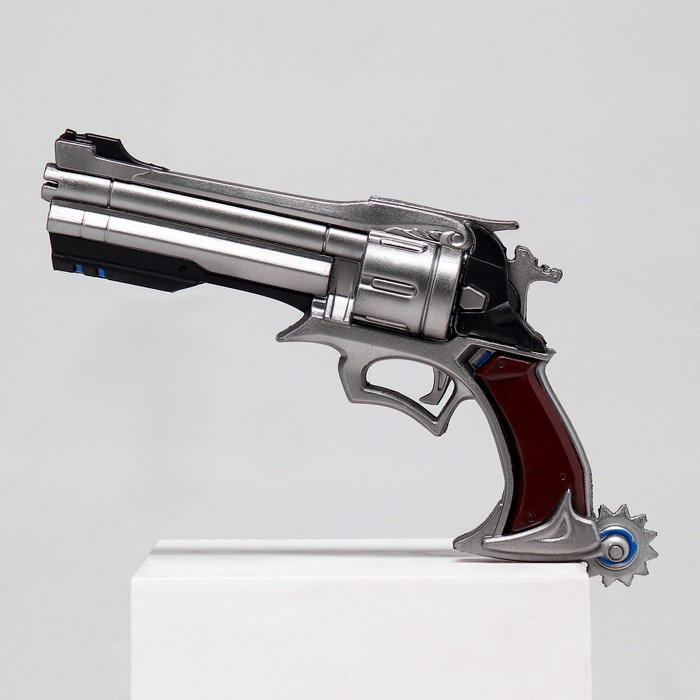 Сувенирное изделие Револьвер, 30*18см, пенополистирол