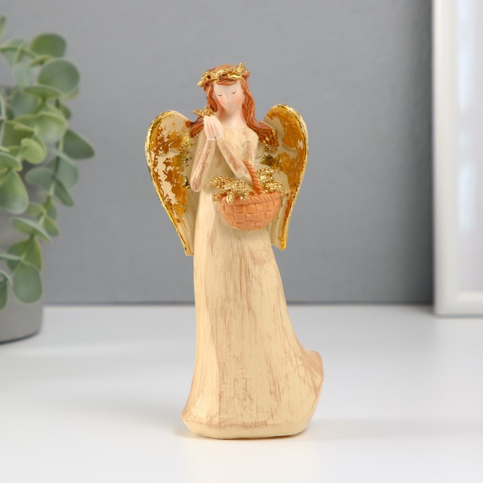 Сувенир полистоун Девушка-ангел и золотая рожь в корзинке 4,3х6,7х15,5 см