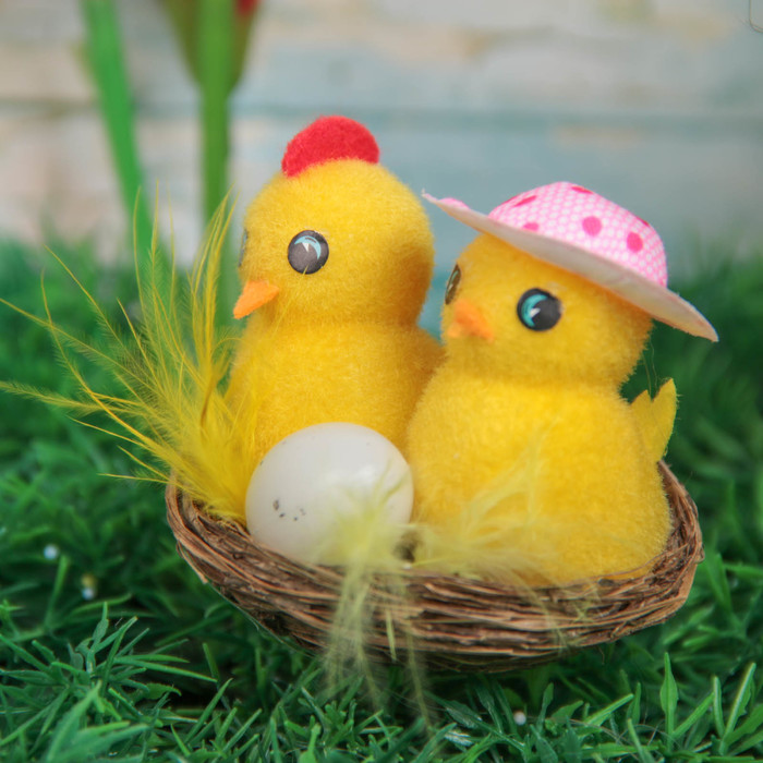 Сувенир "Парочка в шляпке с яйцом"