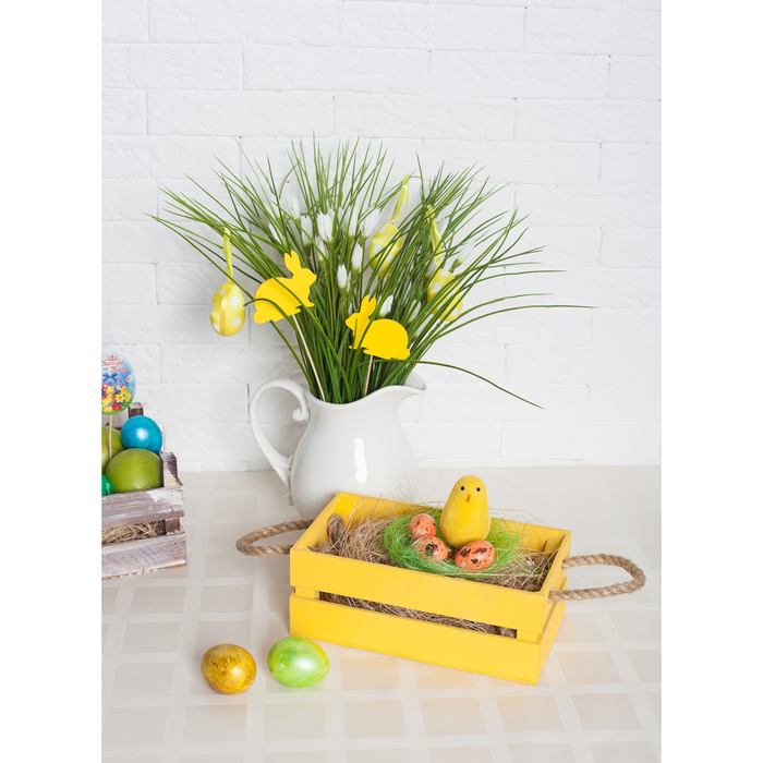 Сувенир "Цыплёнок на травке и три яйца", цвета МИКС