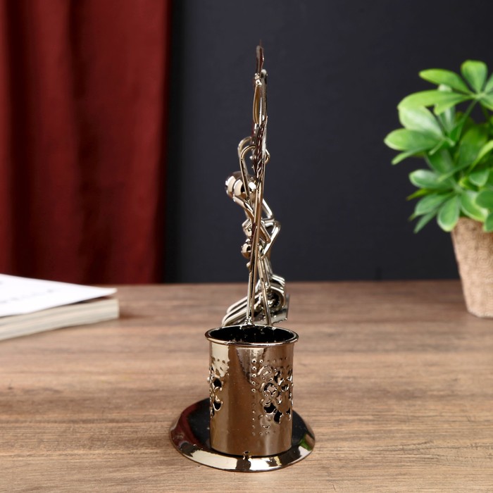 Сувенир-карандашница "Парочка на качели под деревцем"