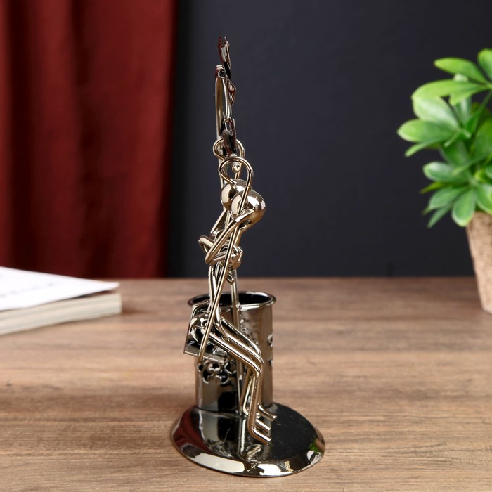 Сувенир-карандашница "Парочка на качели под деревцем"