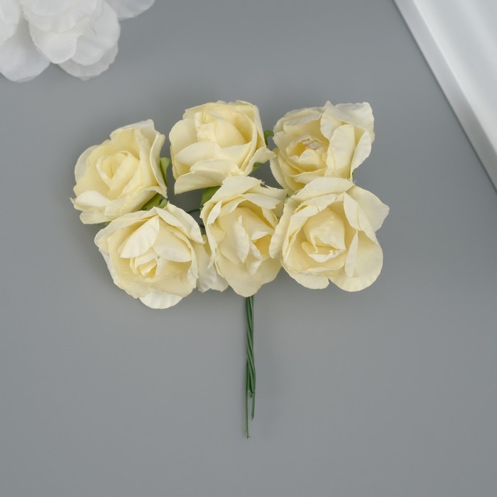 Декоративный цветок для творчества Роза бледно-желтый