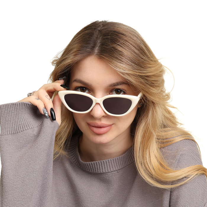 

Очки солнцезащитные женские "OneSun", uv 400, дужка 15 см, линза 5.4х3.6 см