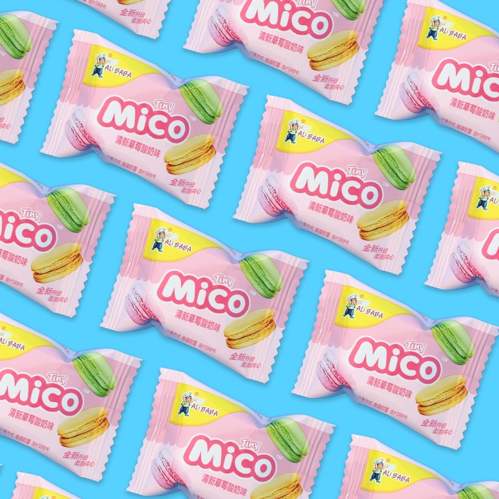 Макарун MiCO со вкусом клубники и йогурта, термо, 88 г