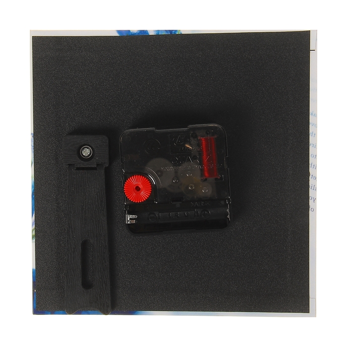 Часы настольные "Альстромерия"